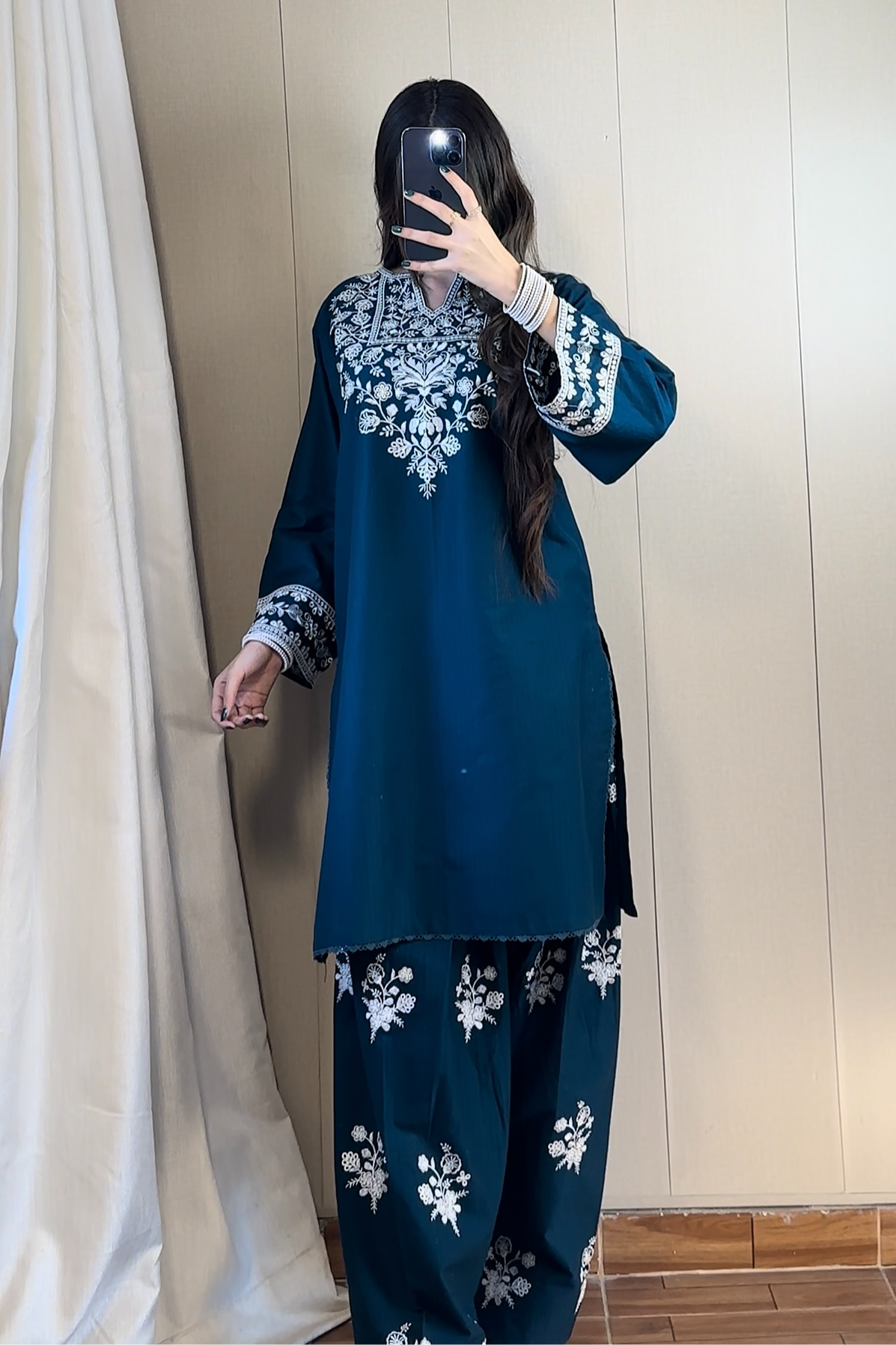 Zinc Noor - Grace Stitch 