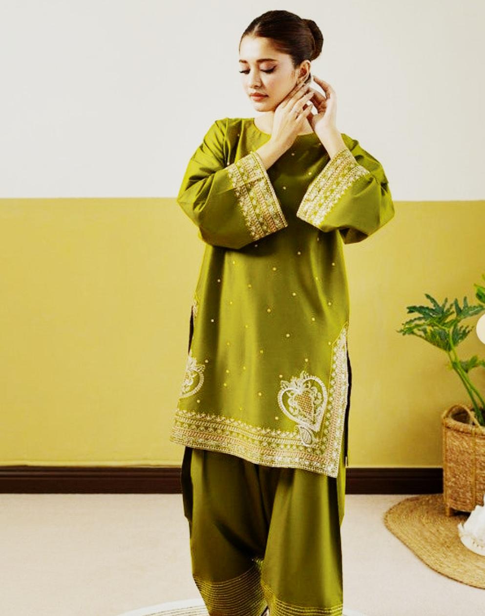 Zaitoon Luxe 2PC