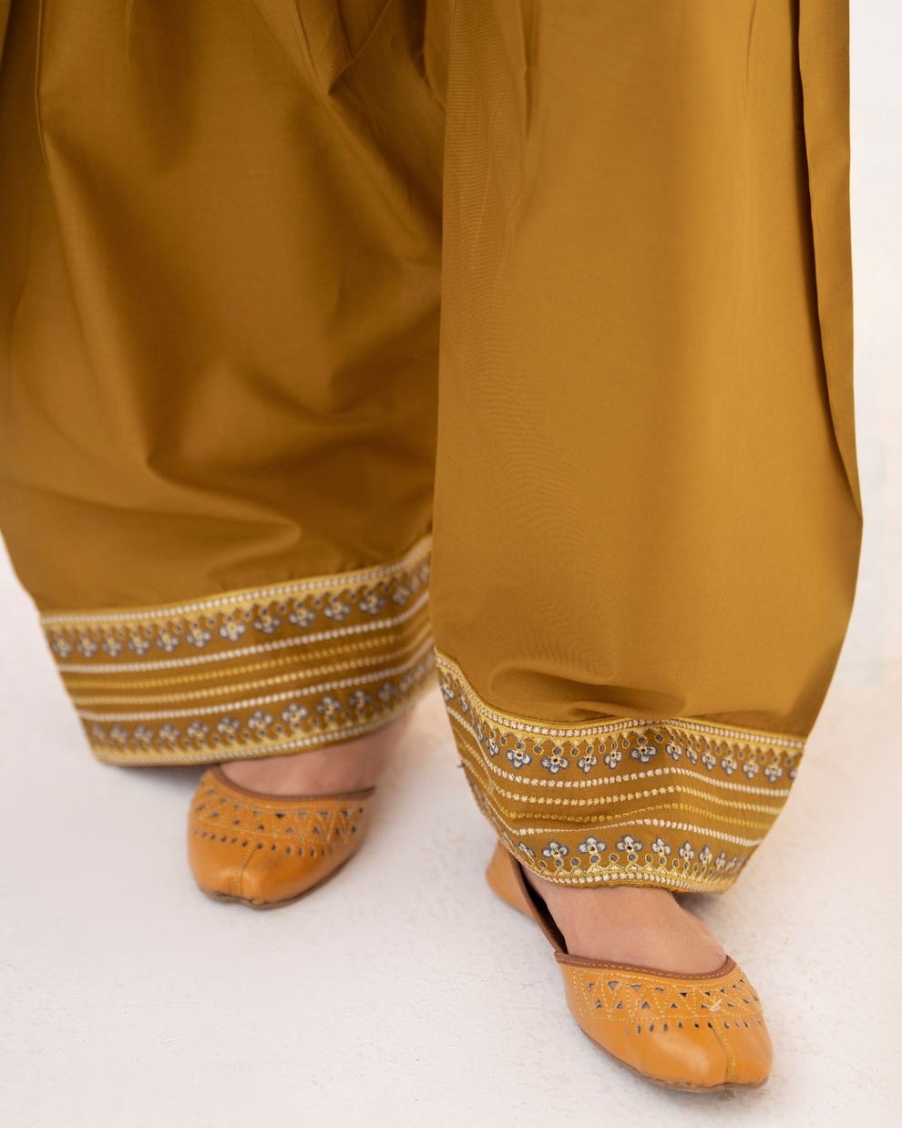 Zareen Mustard 3PC