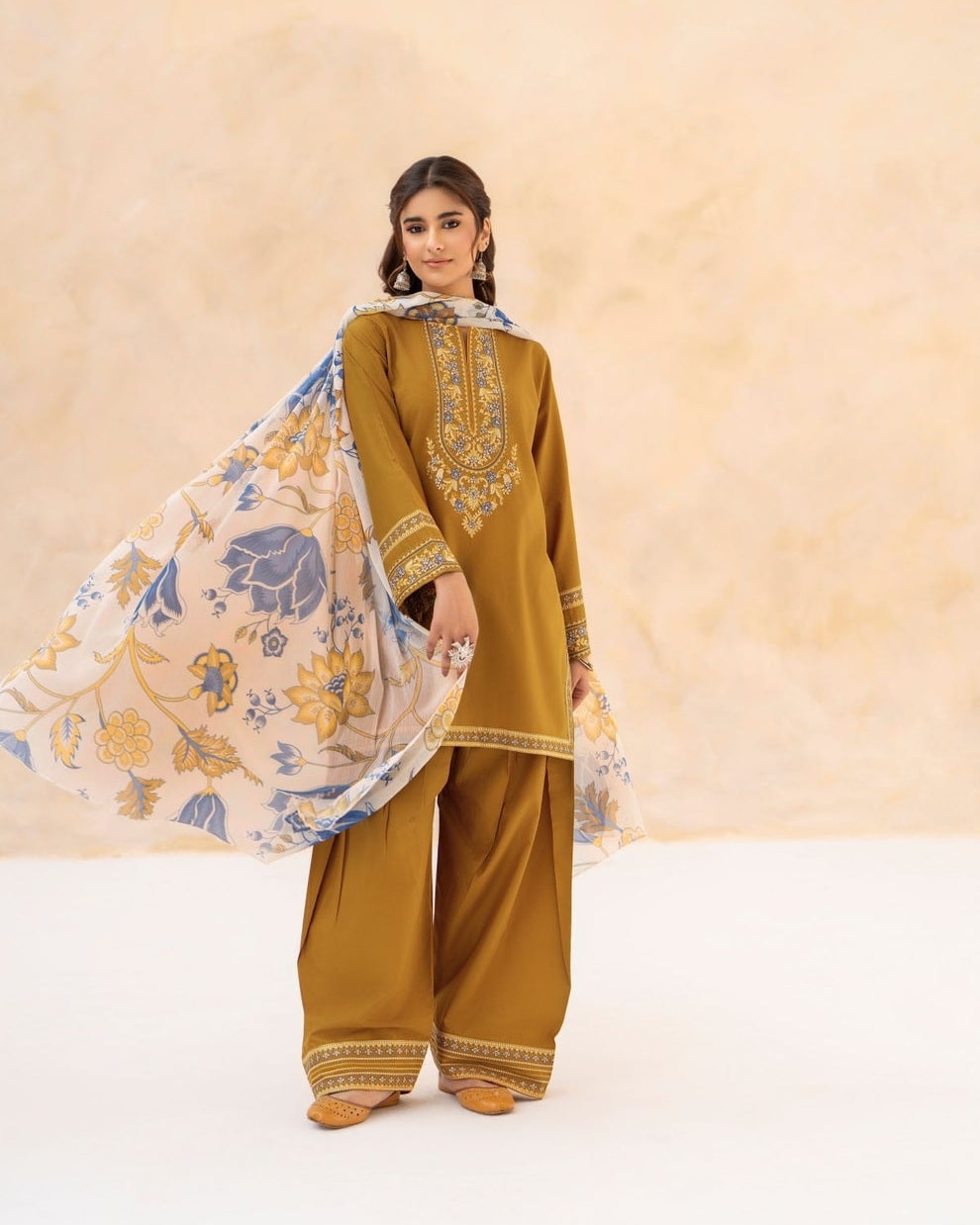 Zareen Mustard 3PC
