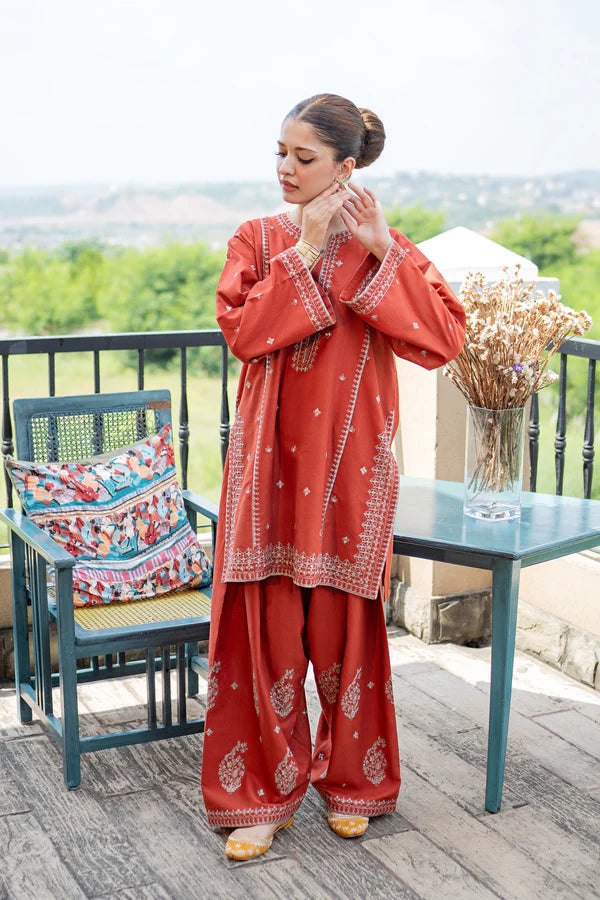 Mahnoor 2PC – Embroidered Cotton Suit with Farshi Shalwar