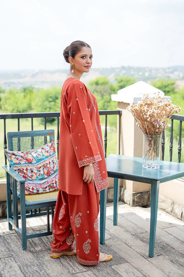 Mahnoor 2PC – Embroidered Cotton Suit with Farshi Shalwar