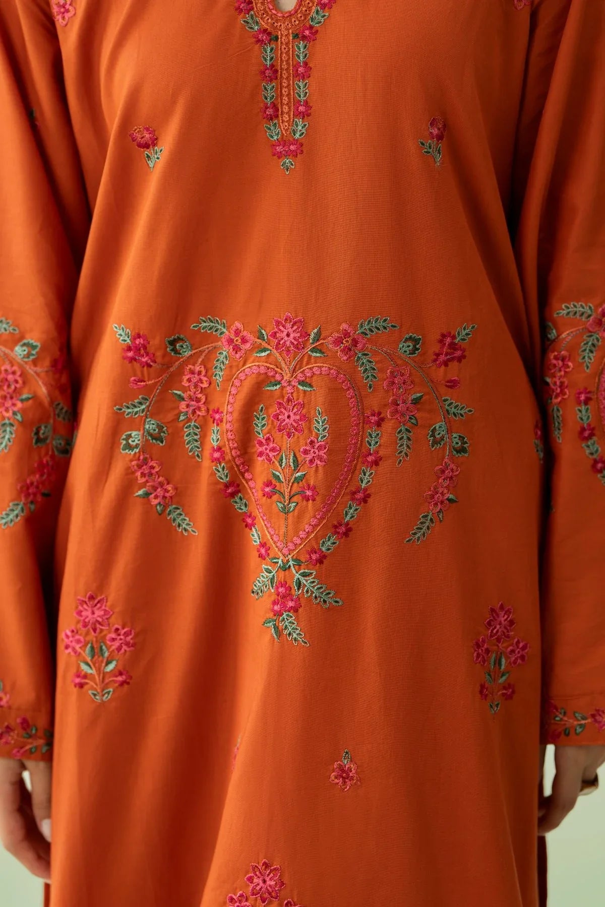 GRACE EMBROIDERED 3PC.