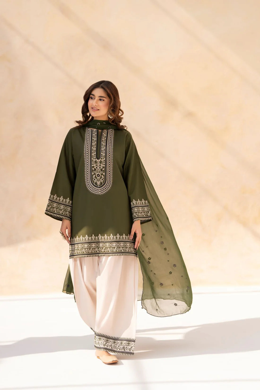 Hoorain 3PC – Olive Green Embroidered Cotton Suit with Dupatta