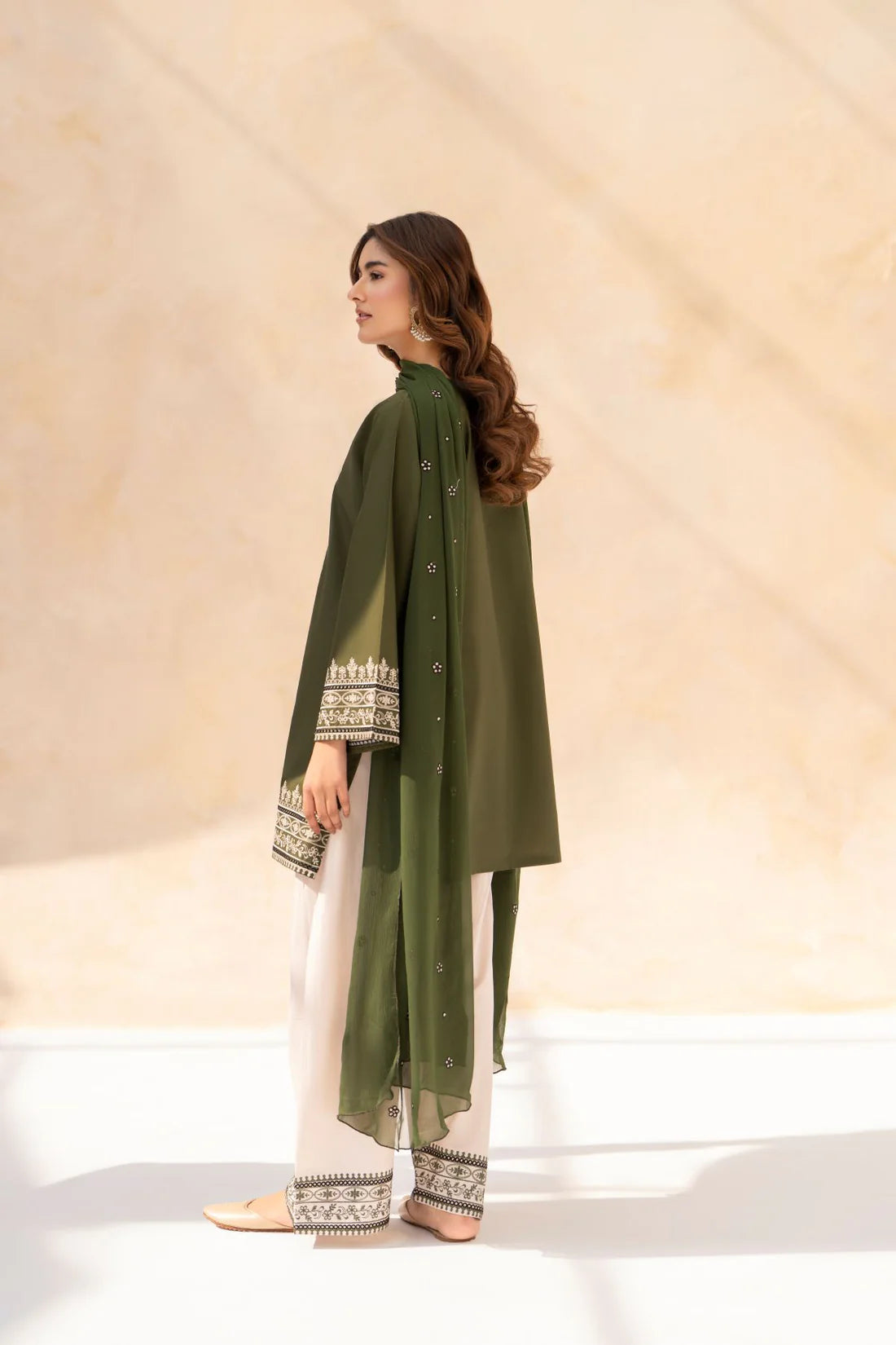 Hoorain 3PC – Olive Green Embroidered Cotton Suit with Dupatta