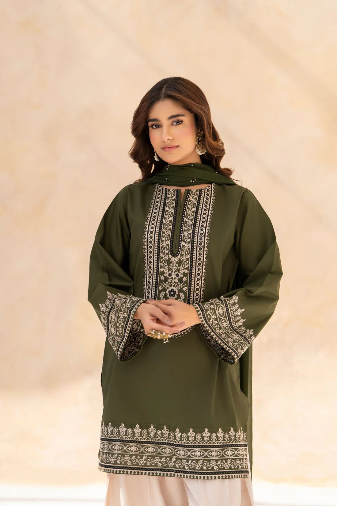 Hoorain 3PC – Olive Green Embroidered Cotton Suit with Dupatta