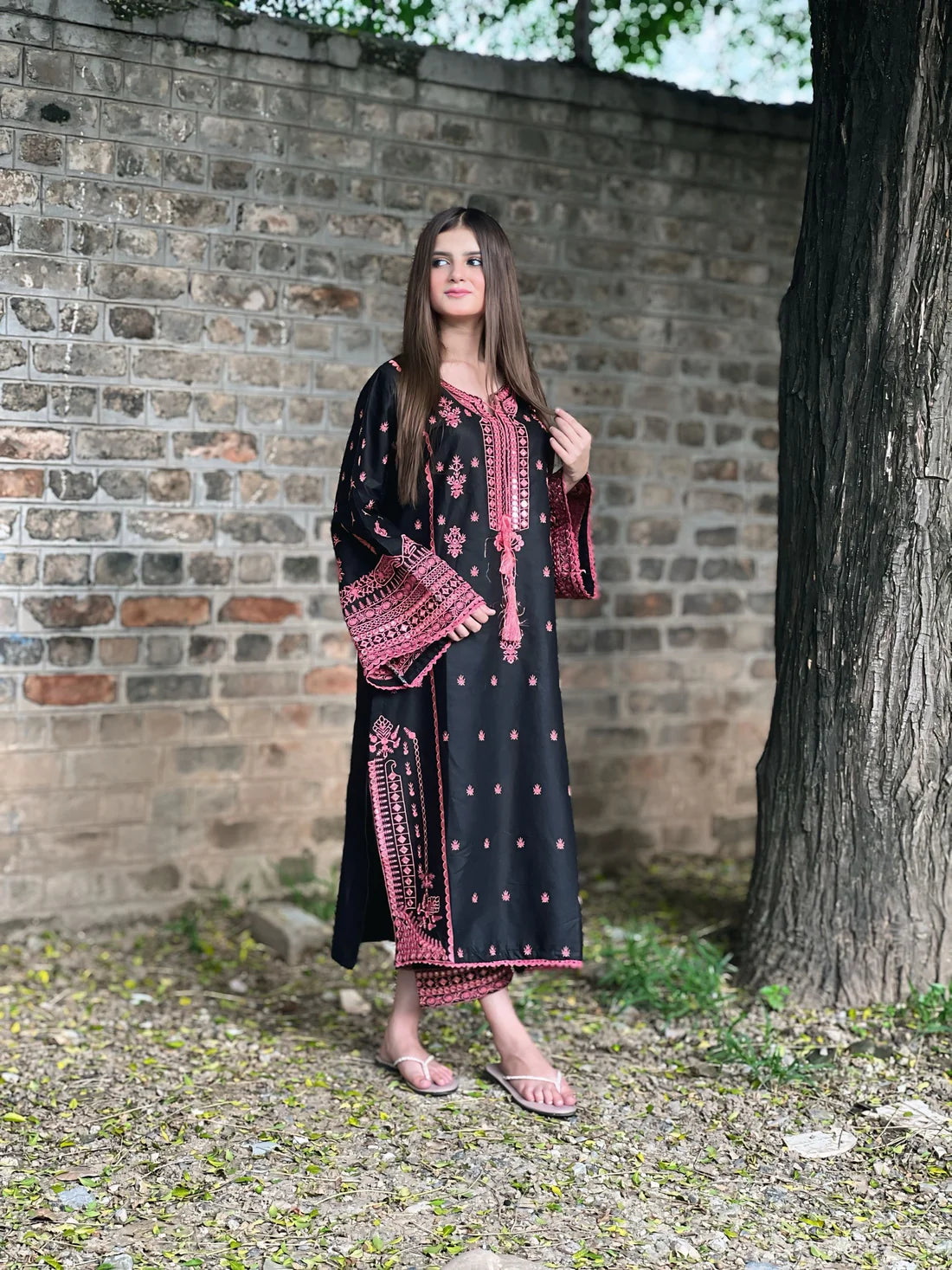 Noor-e-Phulkari 2PC – Black Embroidered Cotton Long Kurta Set for Women