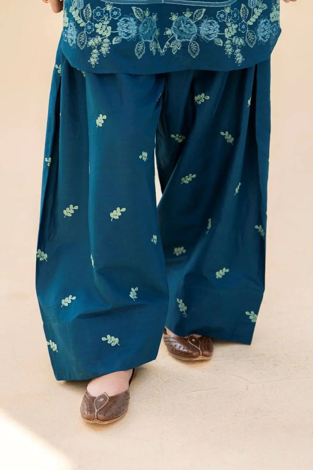 Hina 3 pc stitched suit for women.