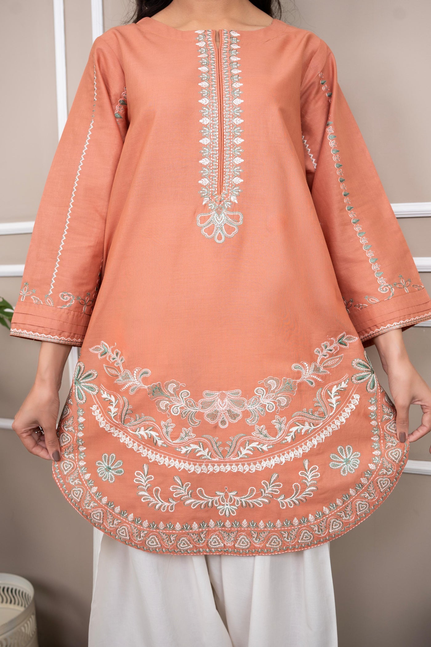 Peach Royale – 3PC