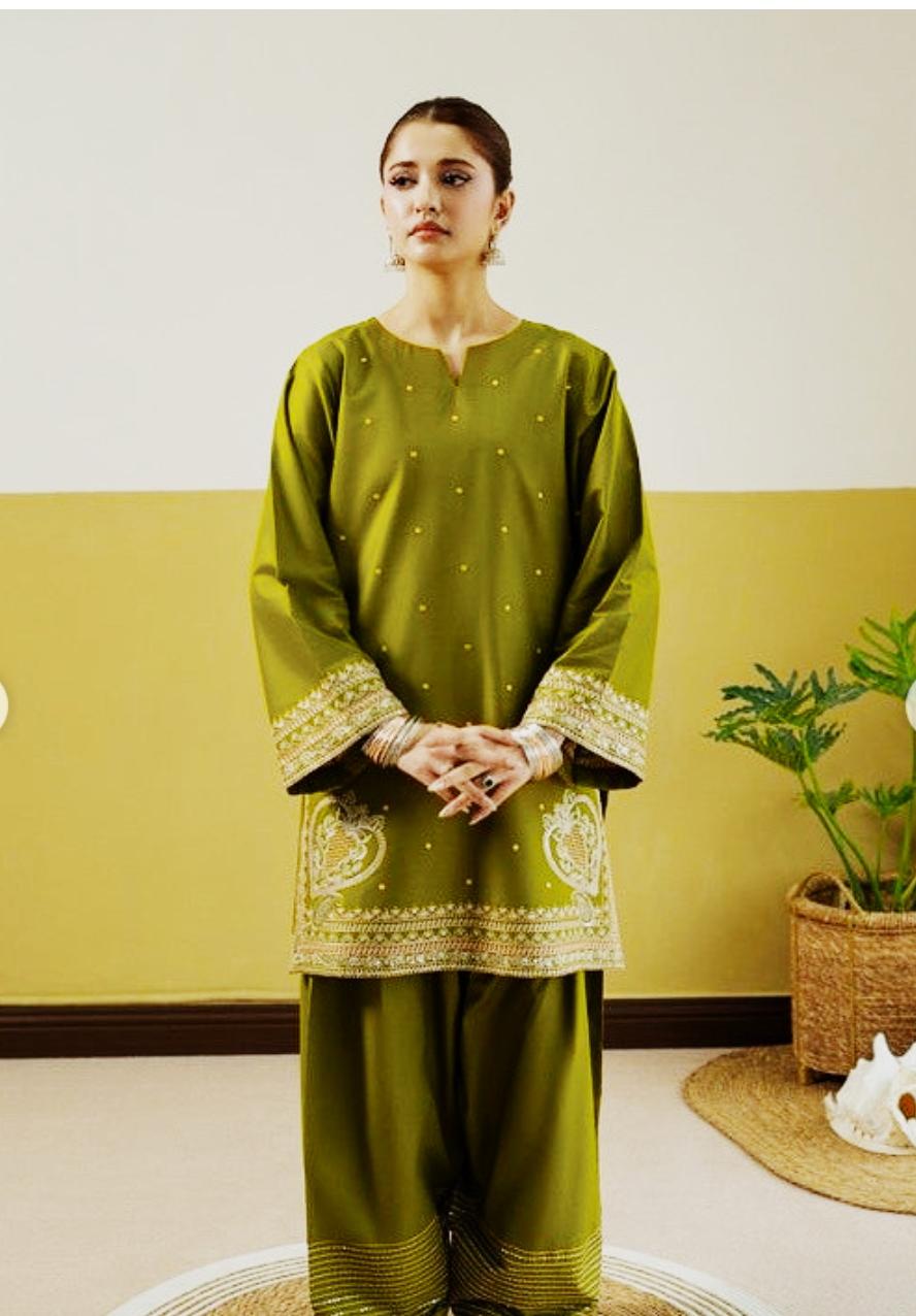 Zaitoon Luxe 2PC