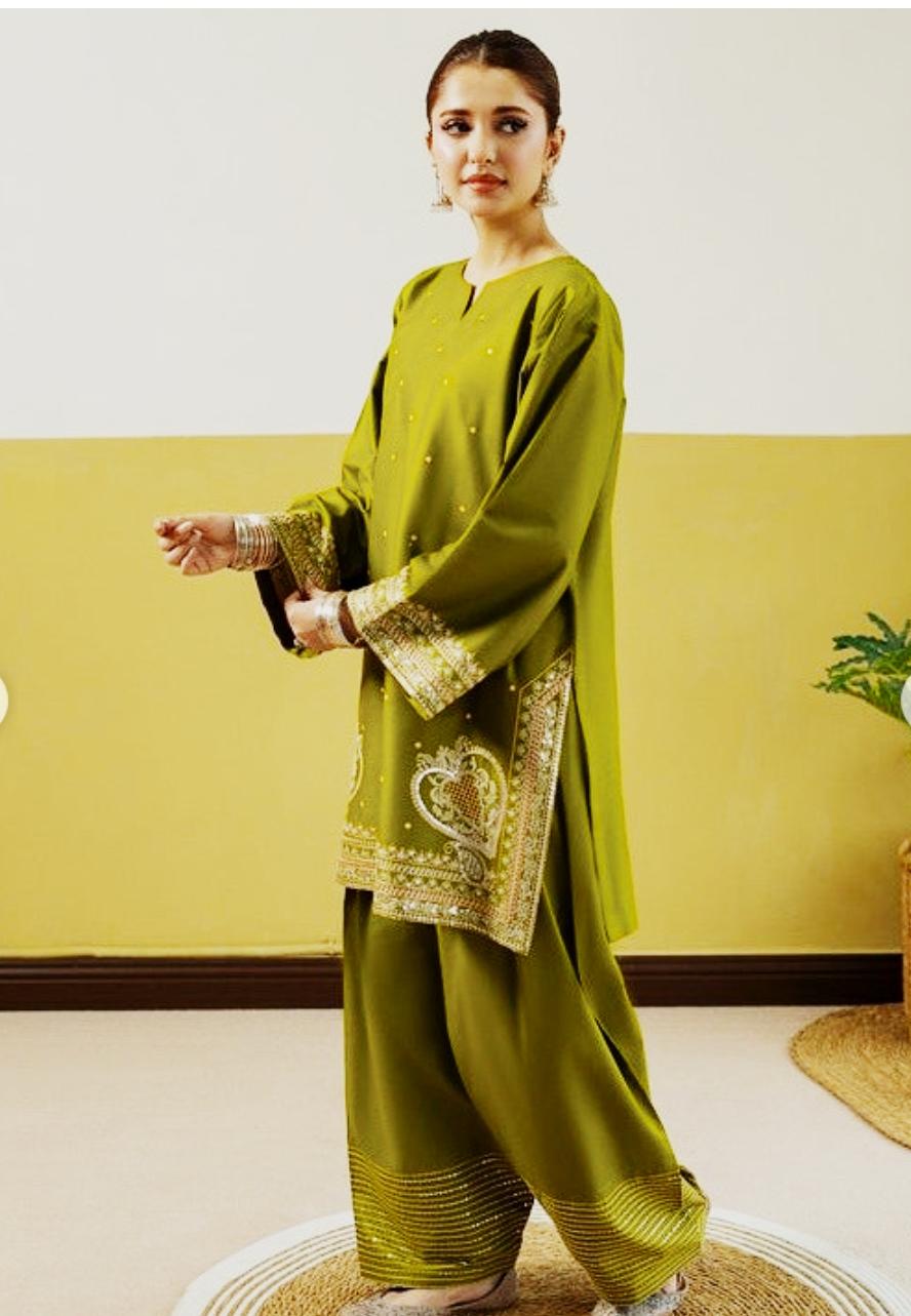 Zaitoon Luxe 2PC